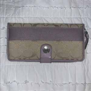 Large Coach Wallet